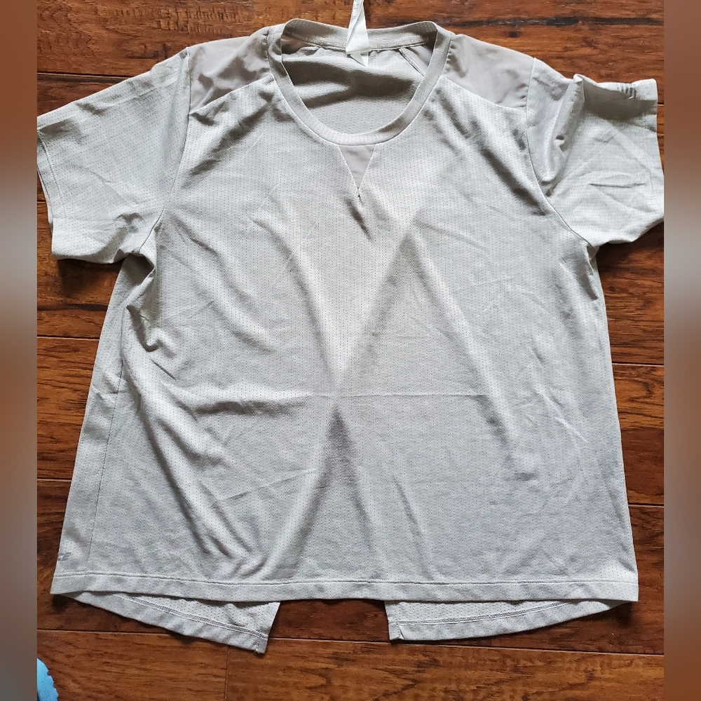 Women's Athletics t-shirt with open back